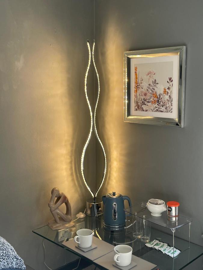 קרואולי Da Vinci Guest House & Guest Parking, A Real Gem מראה חיצוני תמונה