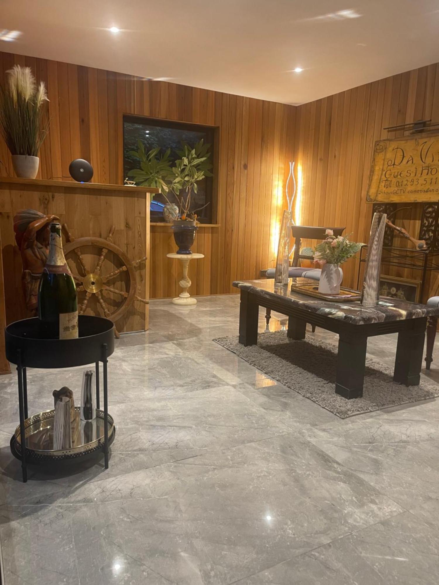 קרואולי Da Vinci Guest House & Guest Parking, A Real Gem מראה חיצוני תמונה
